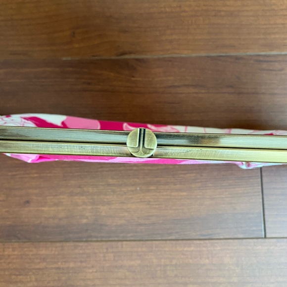 Trina Turk Clutch. - Picture 4 of 4